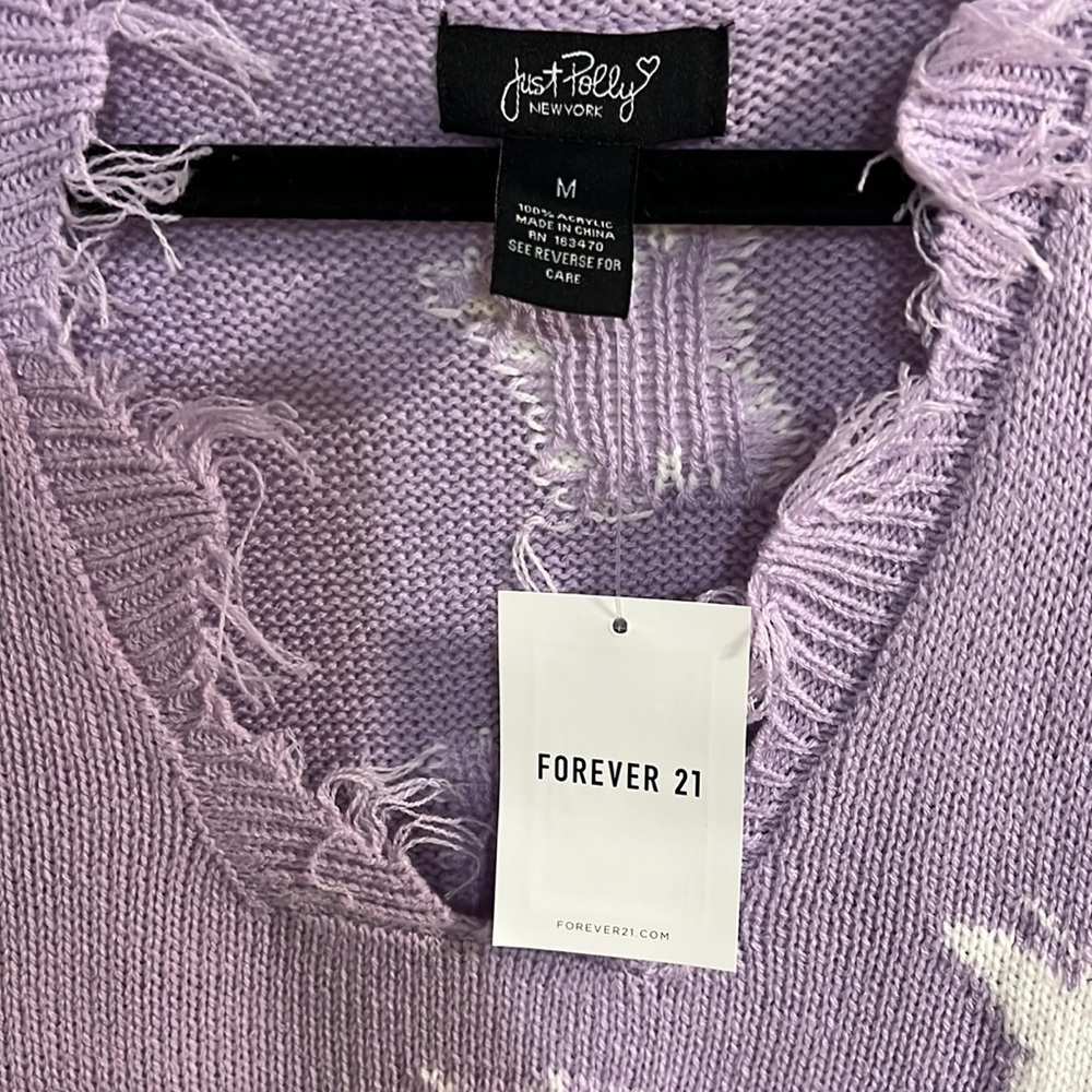 Sweater - Picture 2 of 4